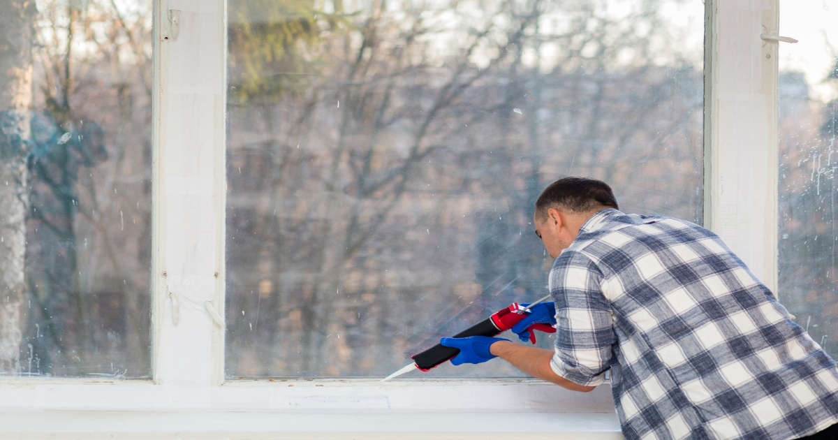 Caulking window